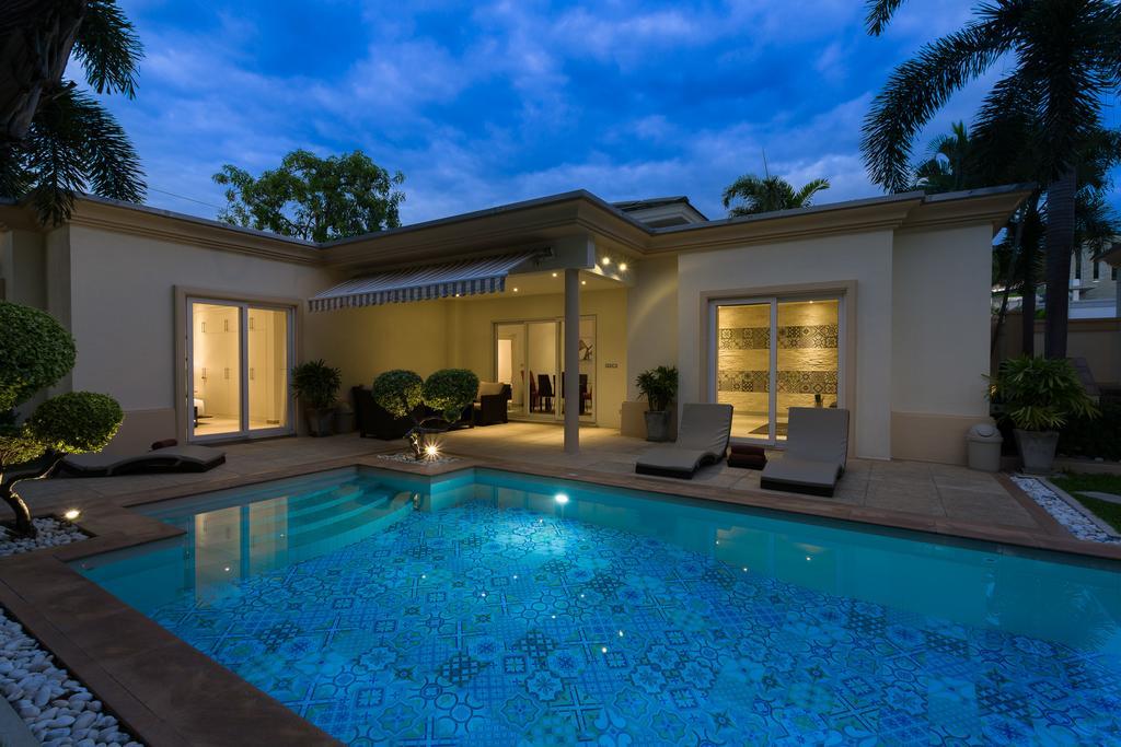 Luxury Pool Villa 3Br 6-8 Persons (Adults Only) Pattaya Buitenkant foto
