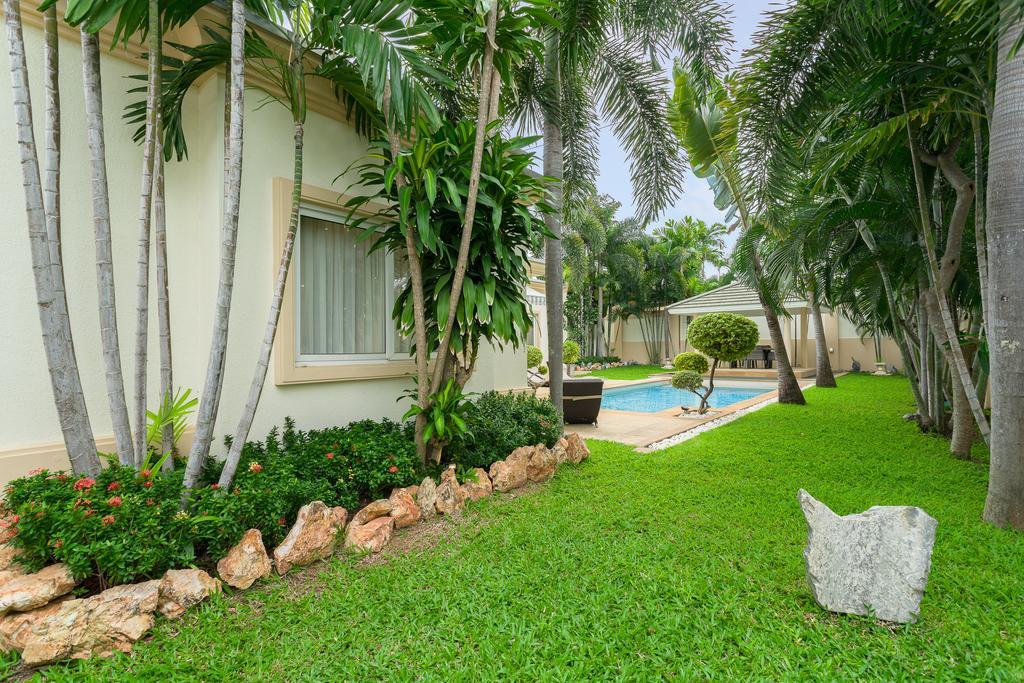 Luxury Pool Villa 3Br 6-8 Persons (Adults Only) Pattaya Buitenkant foto