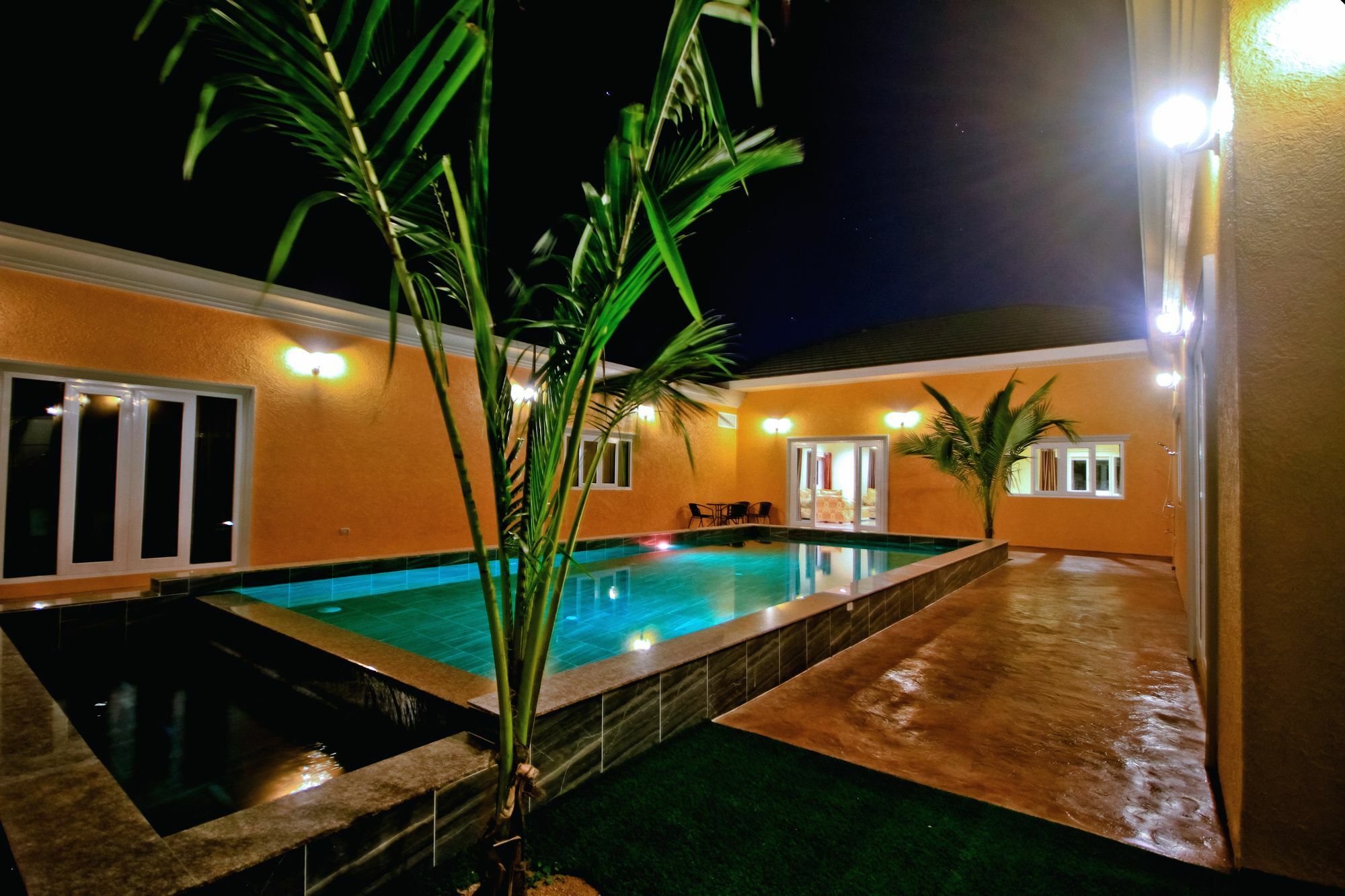 Luxury Pool Villa 3Br 6-8 Persons (Adults Only) Pattaya Buitenkant foto