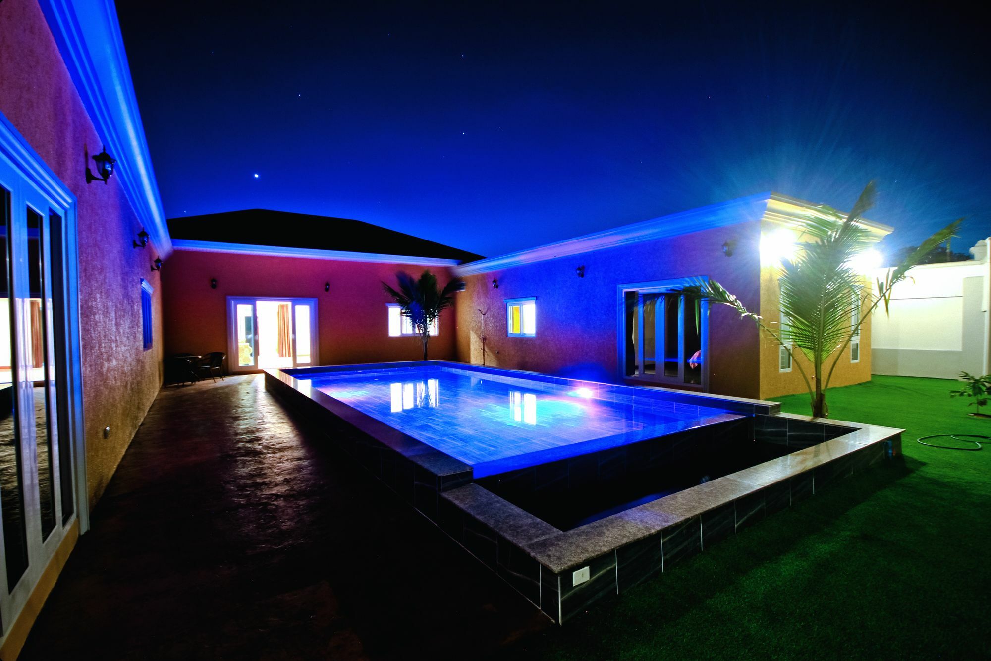 Luxury Pool Villa 3Br 6-8 Persons (Adults Only) Pattaya Buitenkant foto